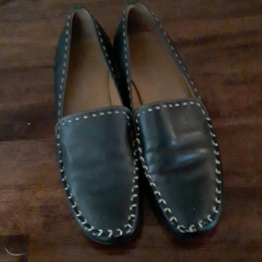 Women's shoes